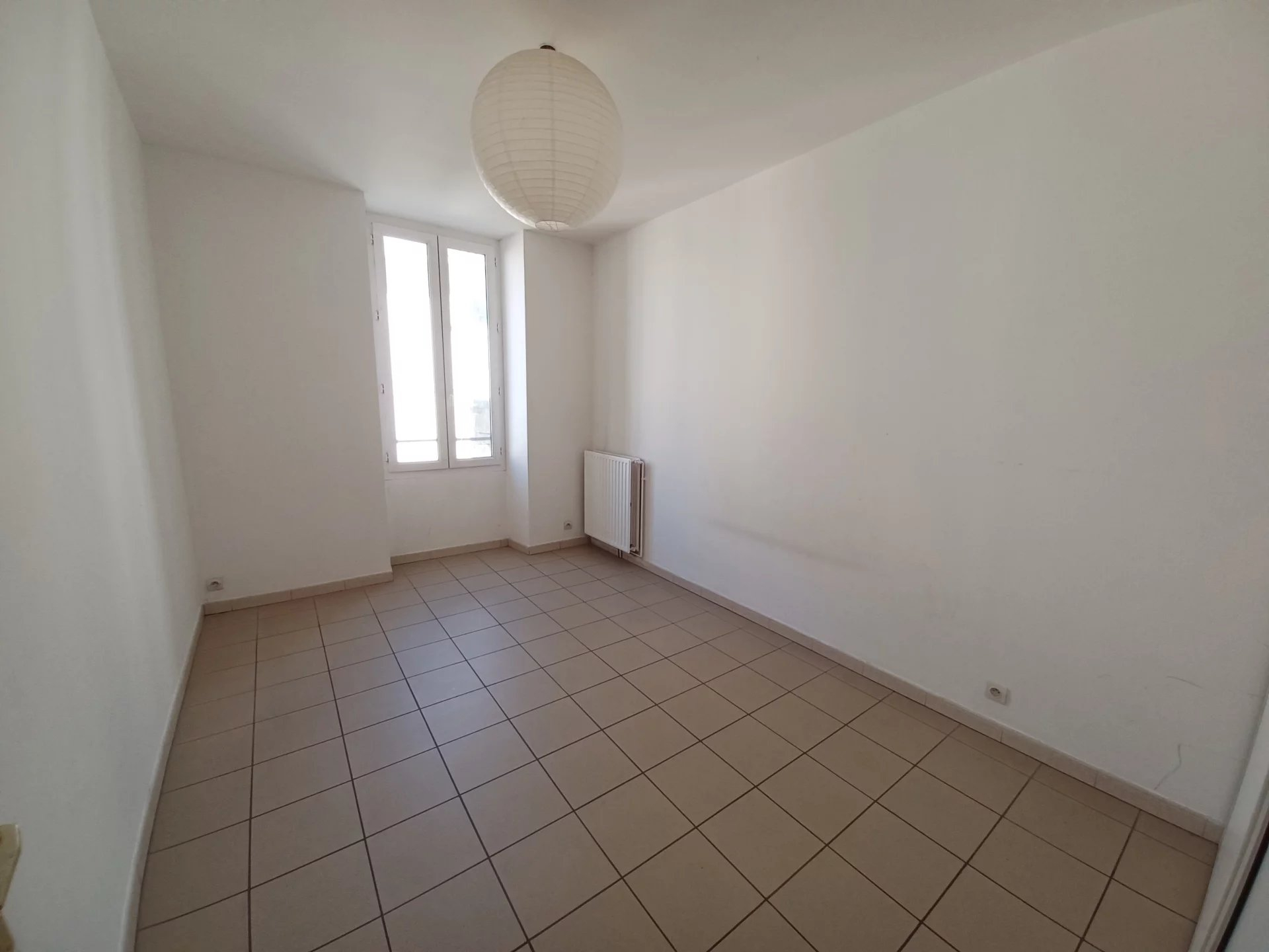 Location Appartement TARASCON séjour de 34.15 m²