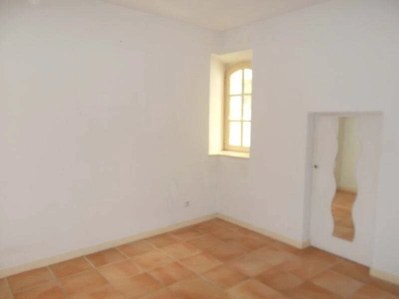 Location Appartement TARASCON surface habitable de 66 m²