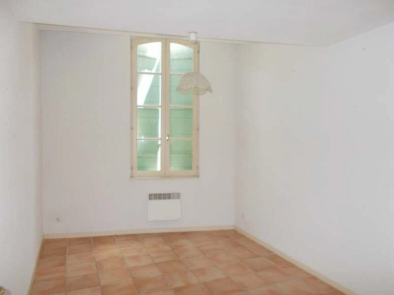 Location Appartement TARASCON séjour de 22.79 m²