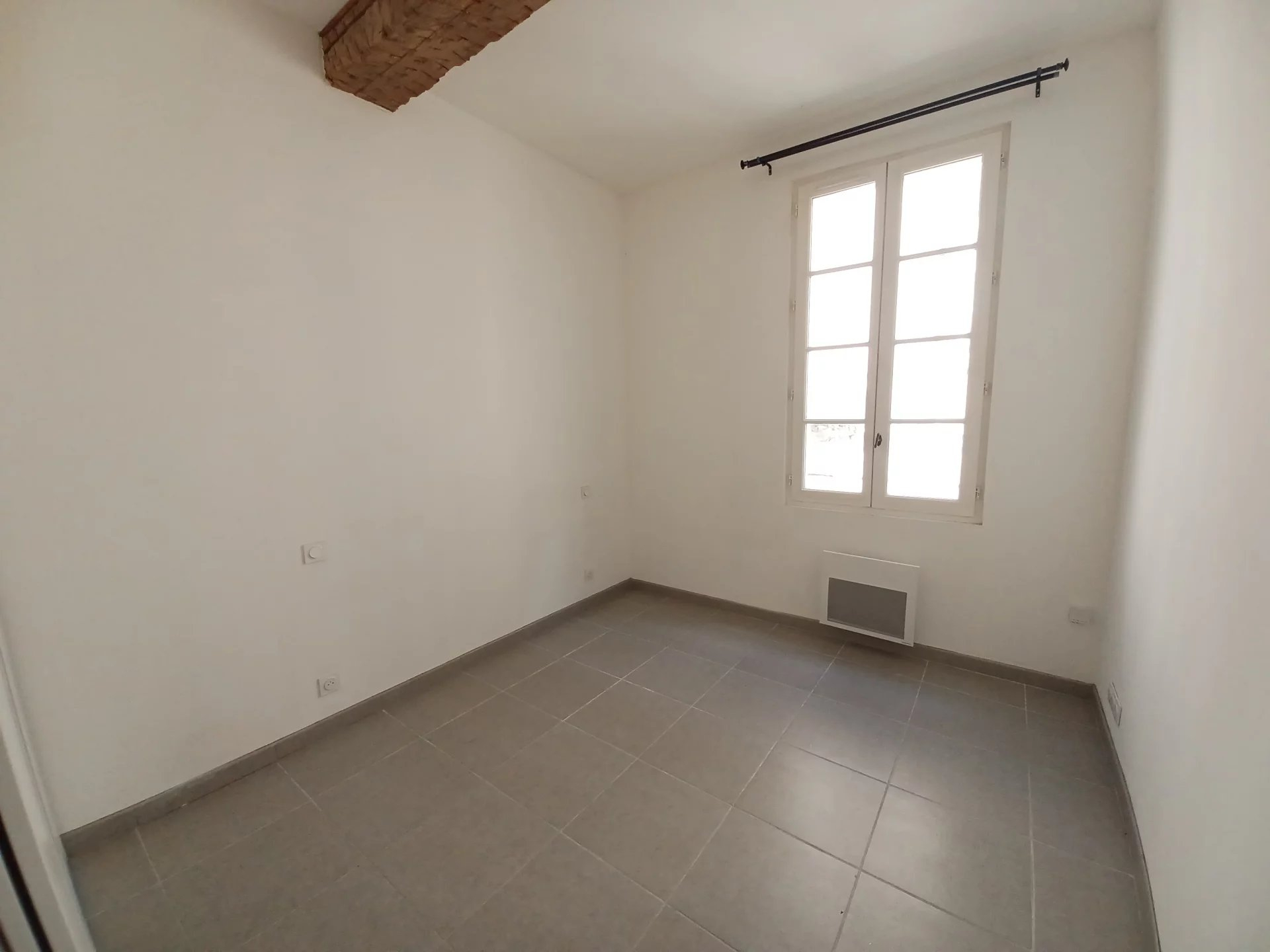 Location Appartement BEAUCAIRE 2 chambres