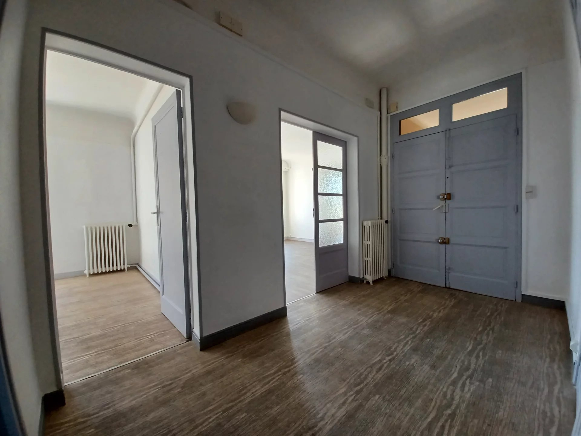 Location Appartement BEAUCAIRE surface habitable de 115 m²