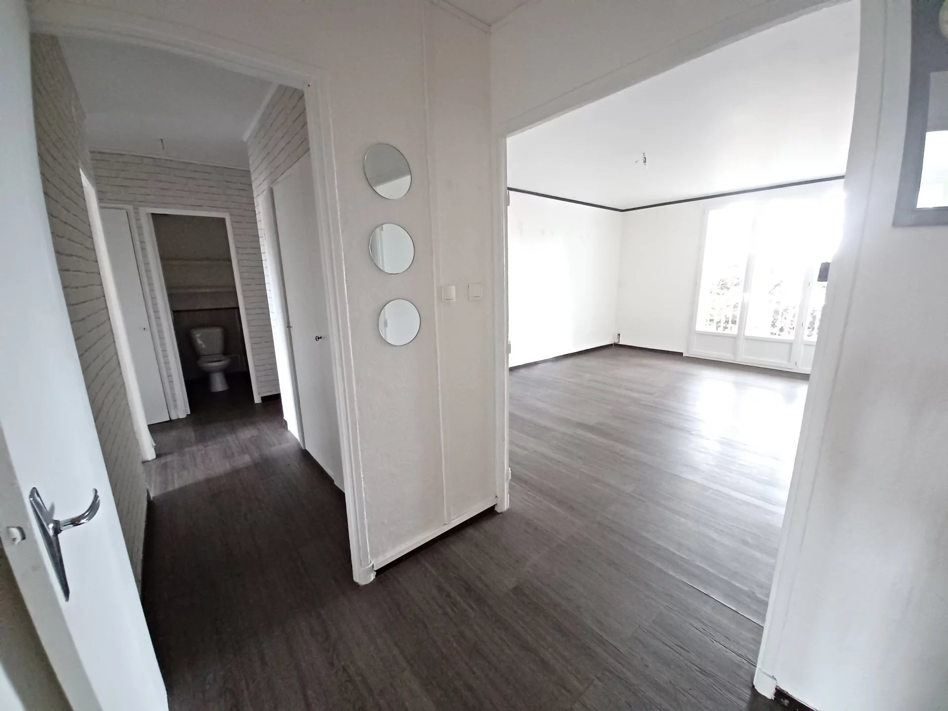 Location Appartement TARASCON séjour de 19.28 m²